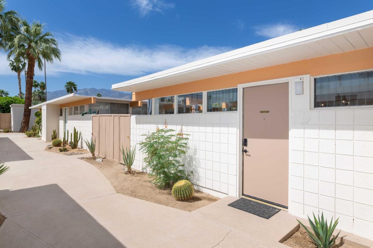 Mid-Century Palm Springs Bungalow With Patio! Exterior foto