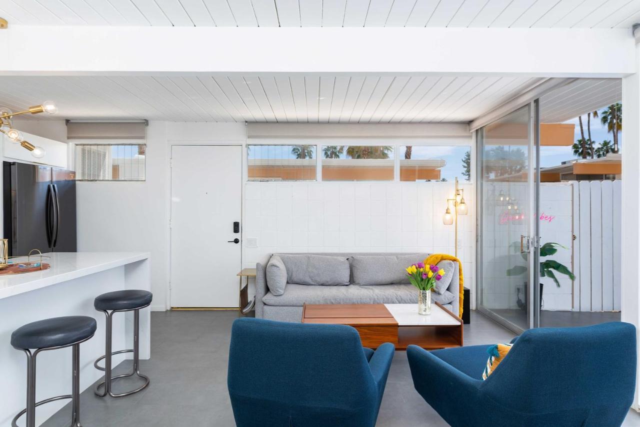 Mid-Century Palm Springs Bungalow With Patio! Exterior foto
